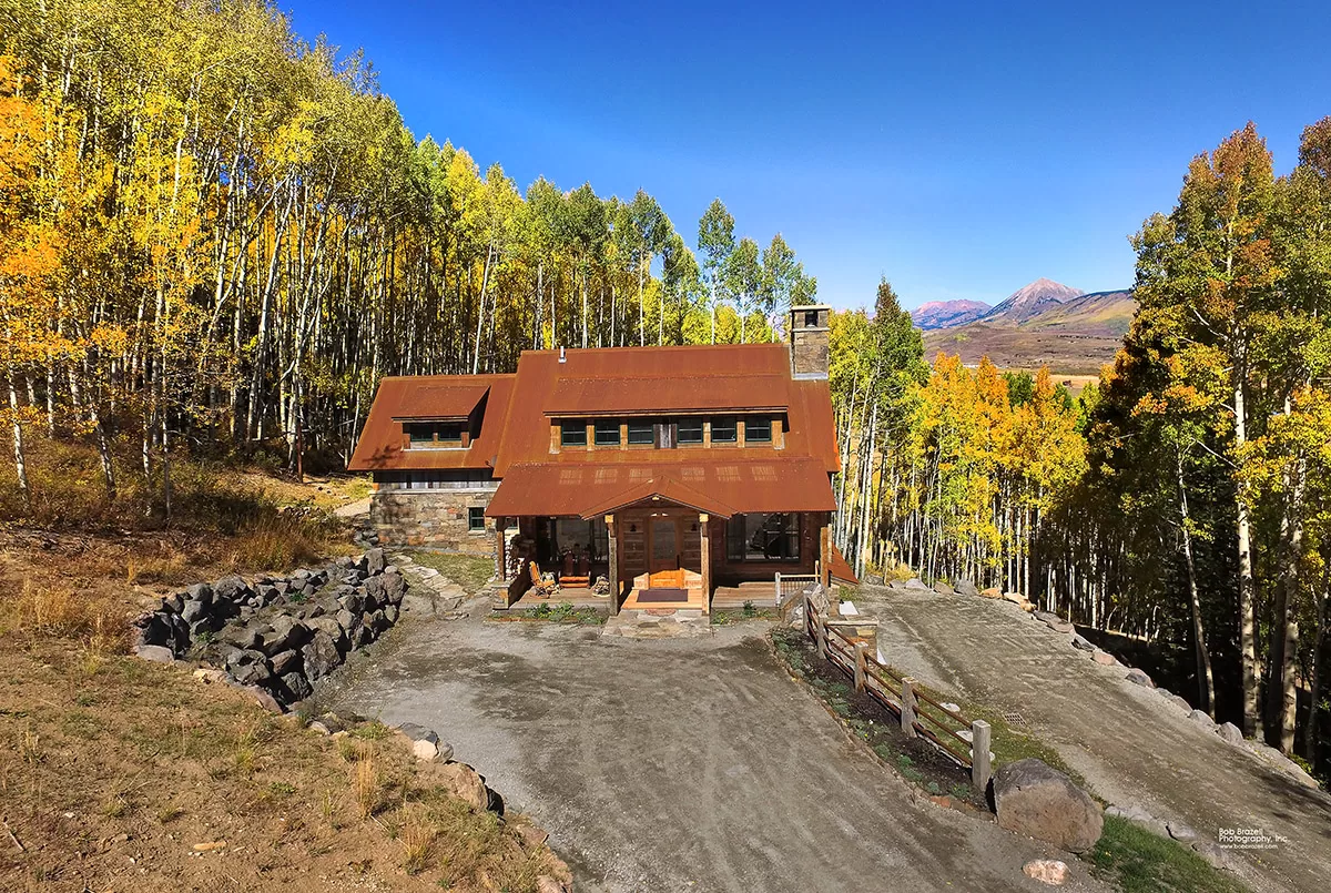 Hidden Mine Residence — photograph 1